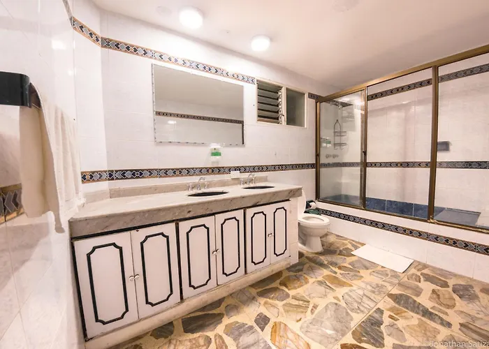 61Prado Hotel